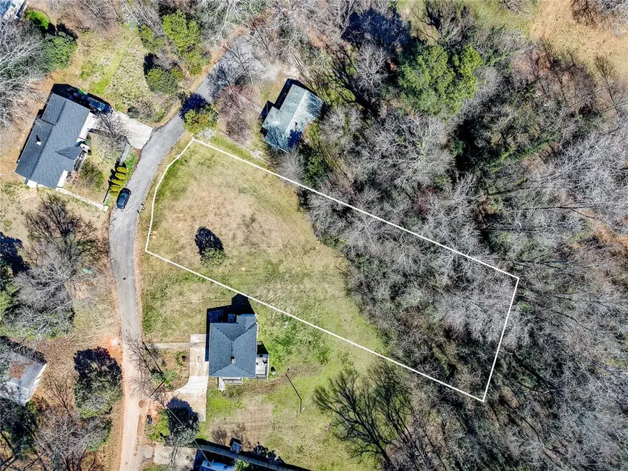 211 E Union Drive, Belton, SC 29627 - #2