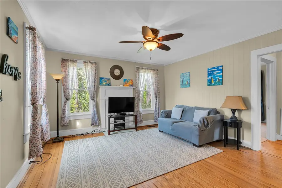 213 S Walnut Street, Seneca, SC 29678 - #3