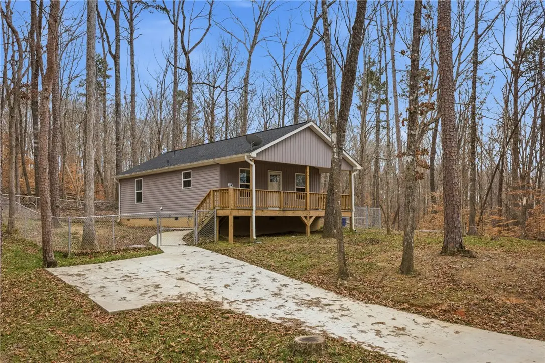 215 Tallulah Drive, Westminster, SC 29693 - #1