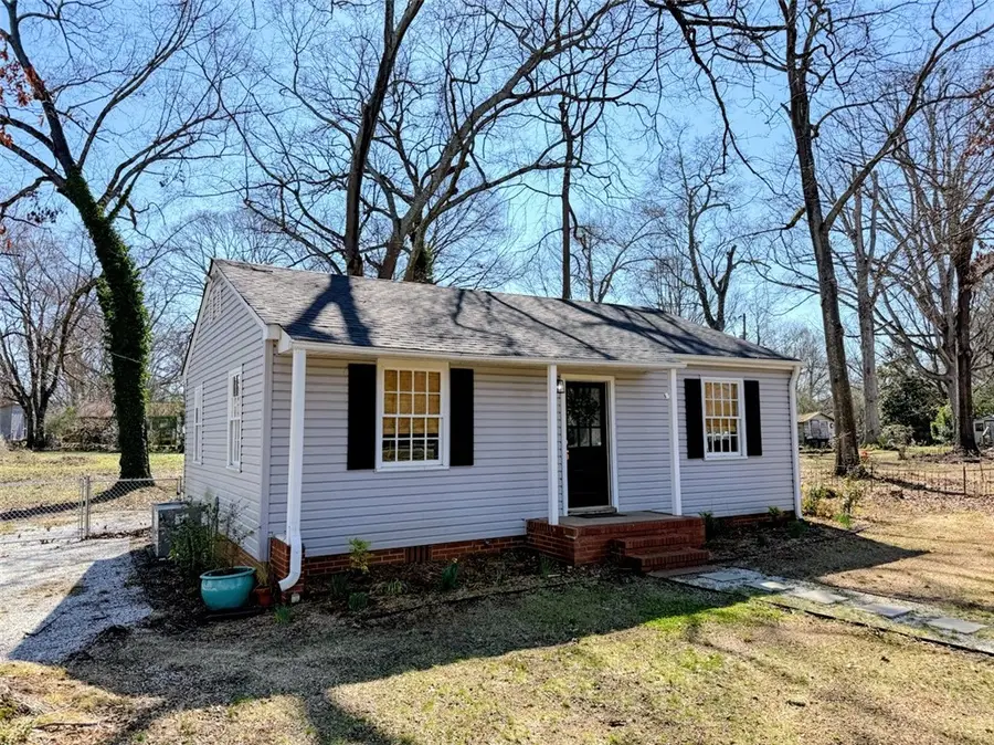 826 Greenville Street, Pendleton, SC 29670 - #2