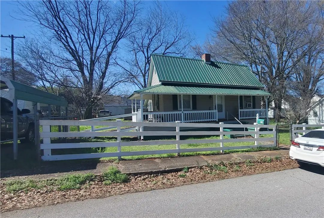114 Hampton Street, Pelzer, SC 29669 - #1