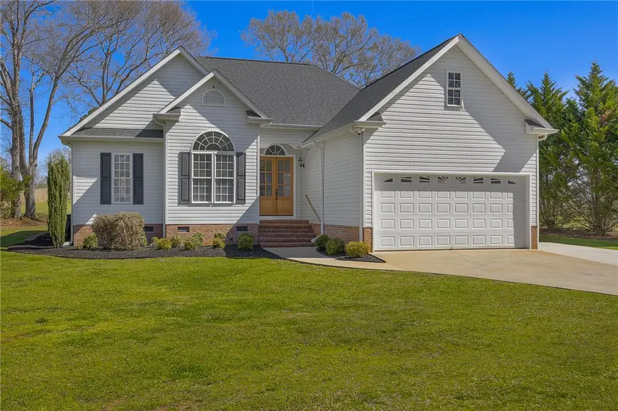 603 Pineland Meadows Road, Belton, SC 29627 - #2