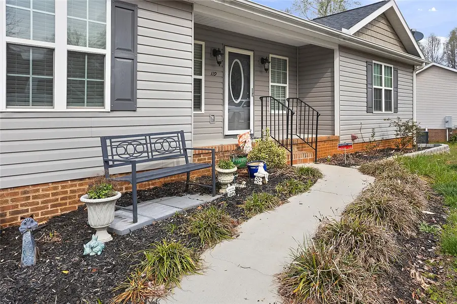 119 Nicholas Court, Easley, SC 29640 - #2