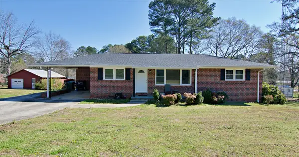 1055 Skyline Drive, Toccoa, GA 30577