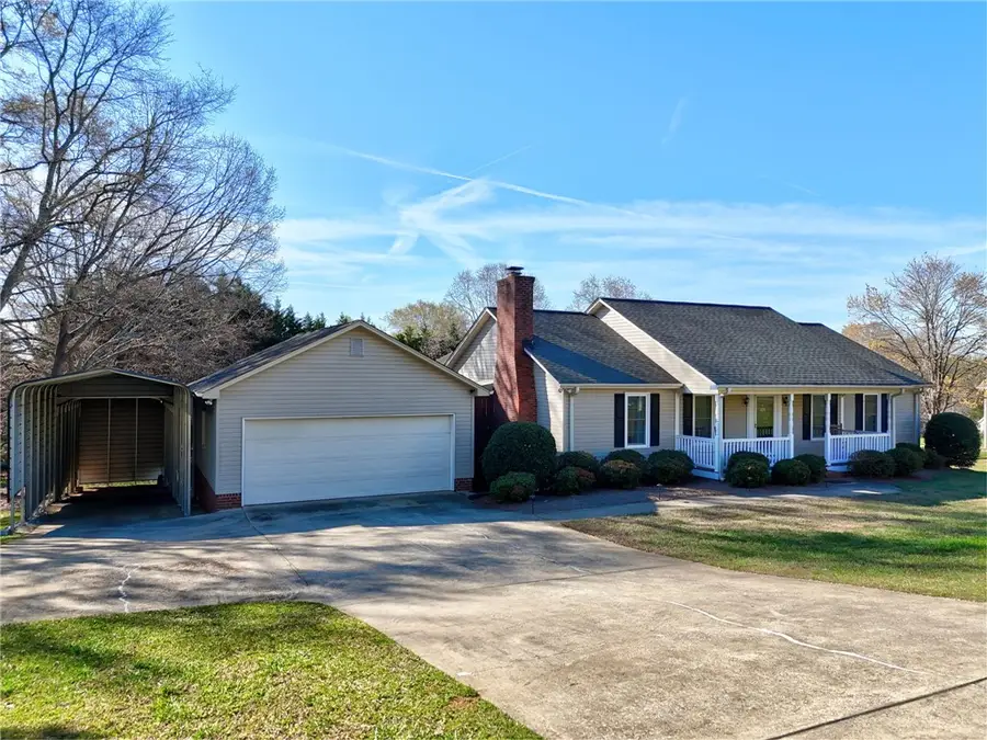 1024 Old Mill Road, Easley, SC 29642 - #3