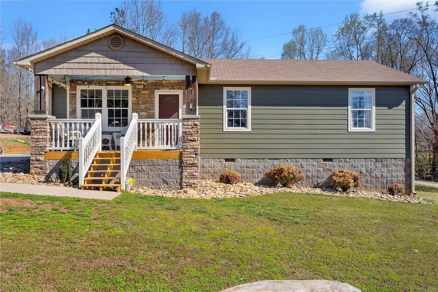 450 Lindsey Lake Road, Travelers Rest, SC 29690 - #2
