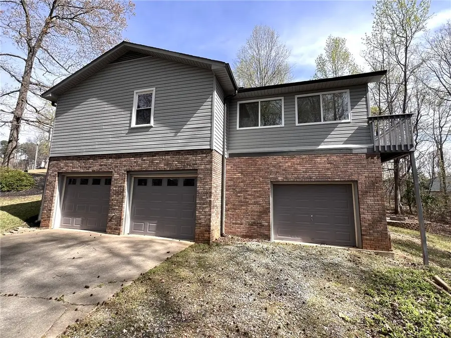 114 Mount Vernon Circle, Greer, SC 29651 - #3
