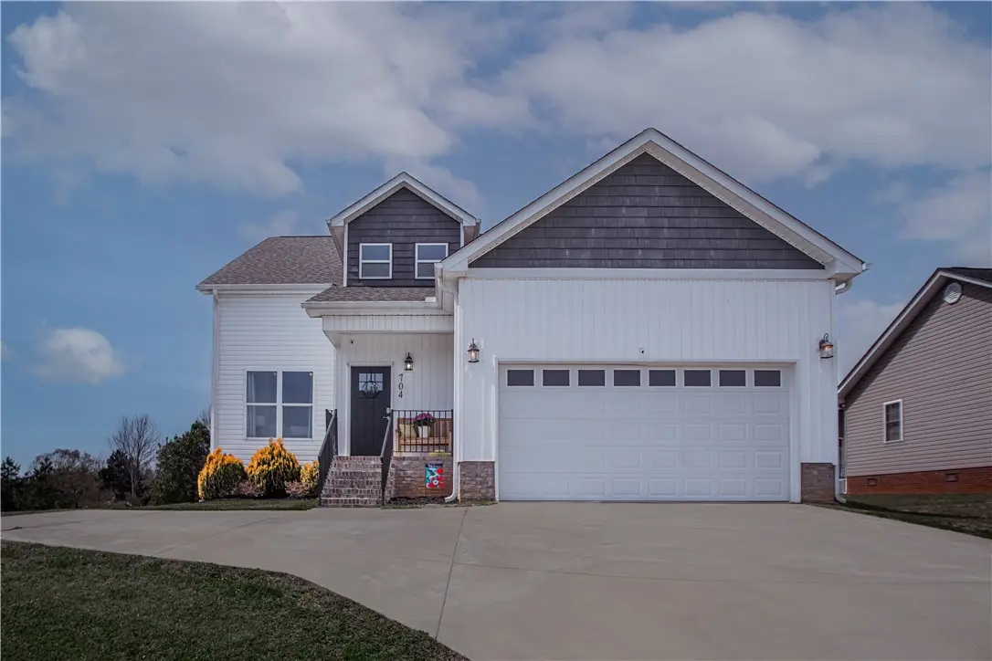 704 Rockcliff Street, Greenville, SC 29617 - #1