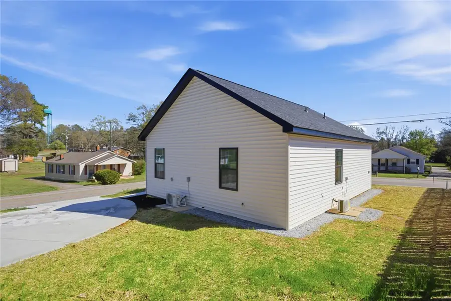 216 S Stribling Street, Seneca, SC 29678 - #3