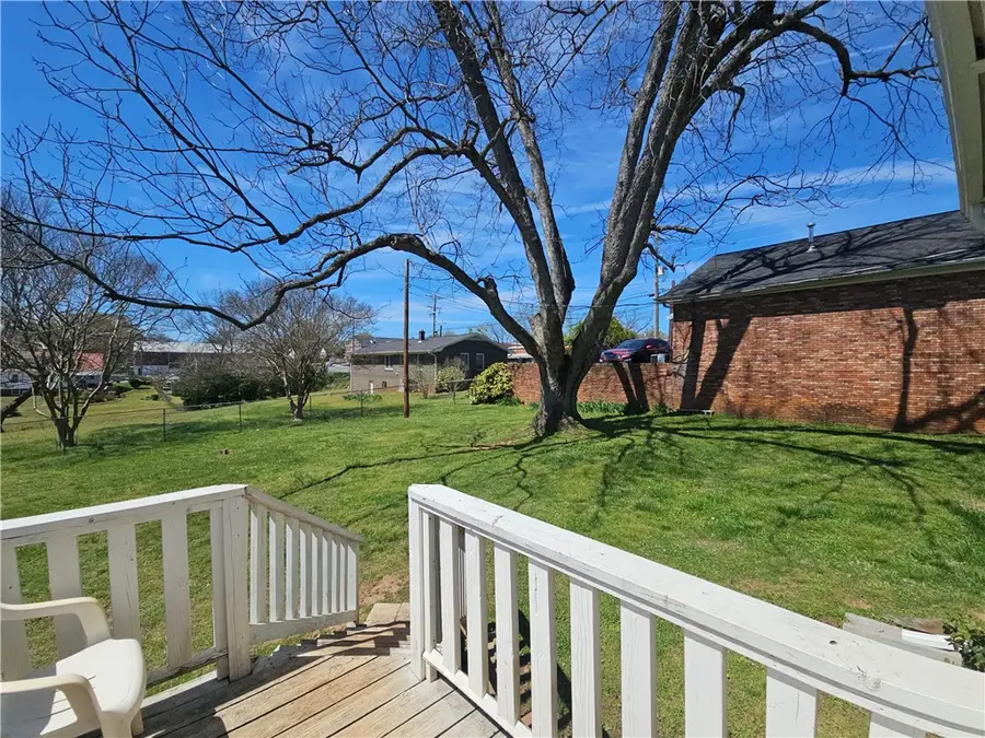 208 Pendelton Street, Pickens, SC 29671 - #3