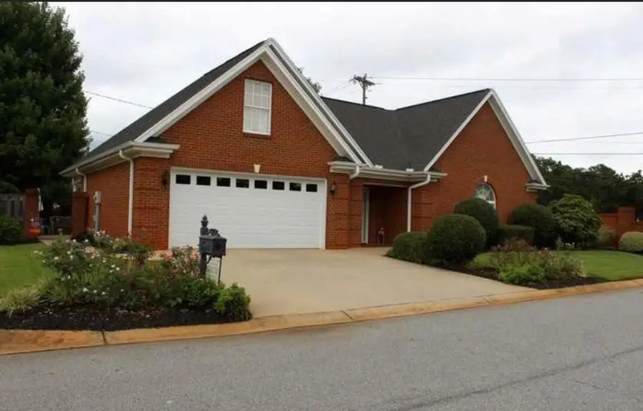 100 Carmen Way, Easley, SC 29642 - #2