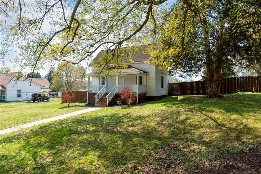 3 Wardlaw Street, Pelzer, SC 29669 - #2