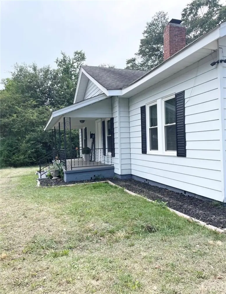 208 Hampton Street, Iva, SC 29655 - #2