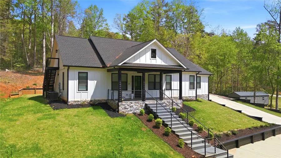 2585 Dr Johns Road, Westminster, SC 29693 - #2