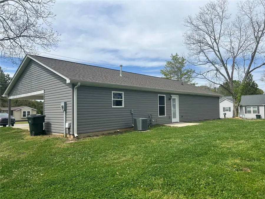 106 Simpson Street, Westminster, SC 29693 - #2