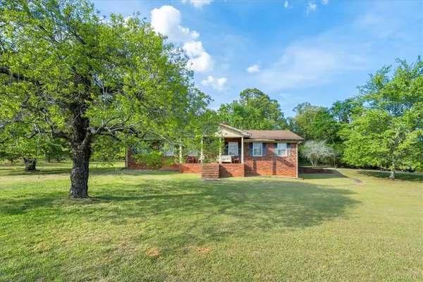 135 Seneca River Road, Seneca, SC 29678