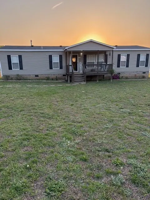 7900 81 South Highway, Starr, SC 29684