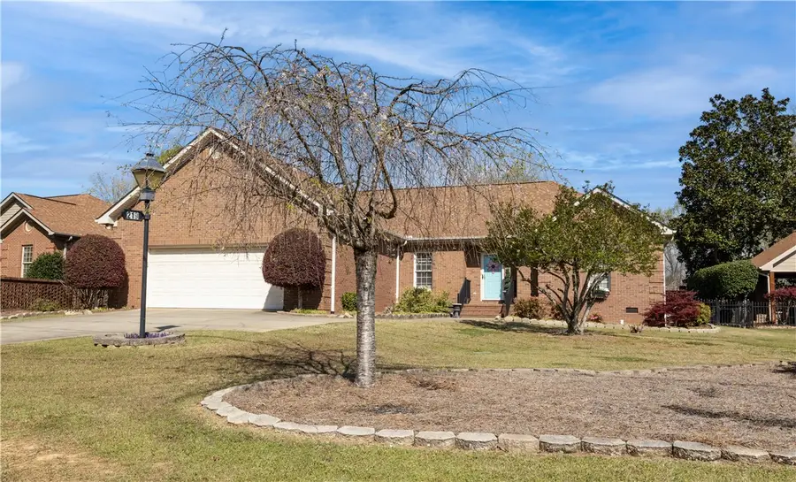 219 Sheffield Road, Easley, SC 29642 - #2