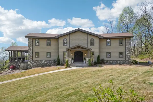 68 Raven Road, Landrum, SC 29356