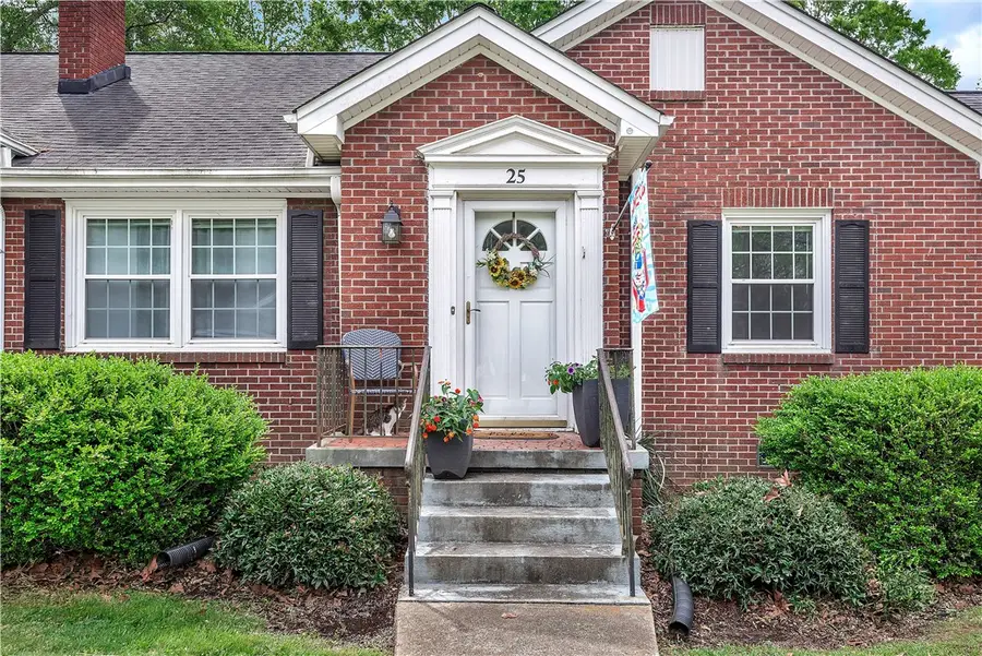 25 Central Avenue, Honea Path, SC 29654 - #3