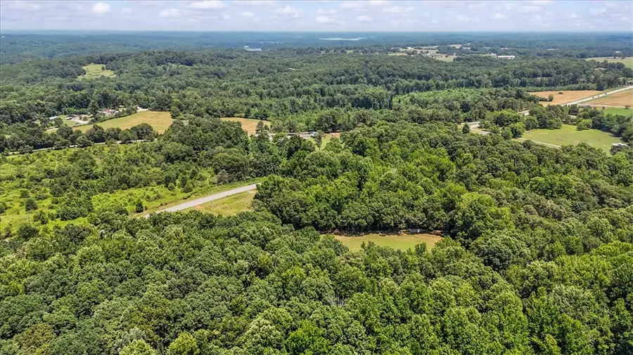 9932 West Oak Highway, Seneca, SC 29678 - #2