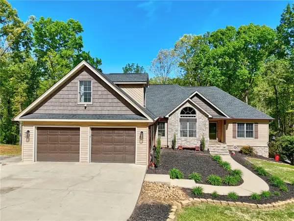 223 Brooks Drive, Townville, SC 29689