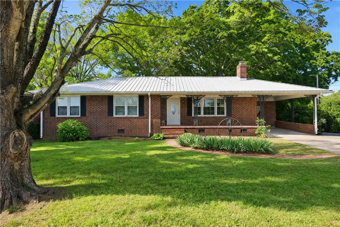 9432 81 S Highway, Iva, SC 29655 - #1