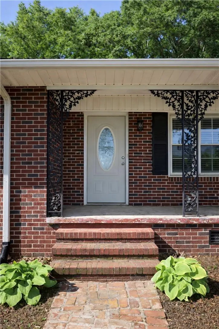 9432 81 S Highway, Iva, SC 29655 - #2