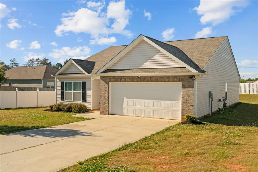 205 Hillendale Way, Williamston, SC 29697 - #3