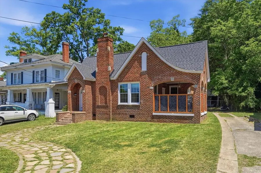 422 Grace Street, Greenwood, SC 29649 - #3