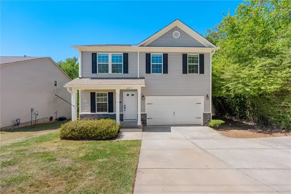 1237 Madden Bridge Road, Central, SC 29630