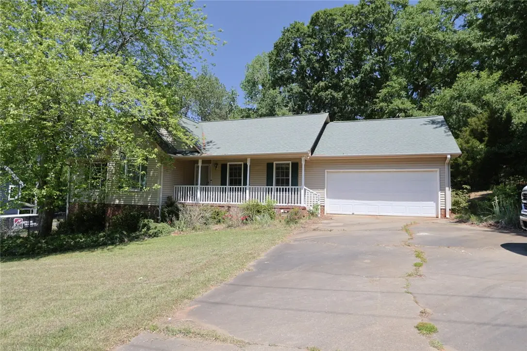 210 Wedgewood Drive, Anderson, SC 29621 - #1