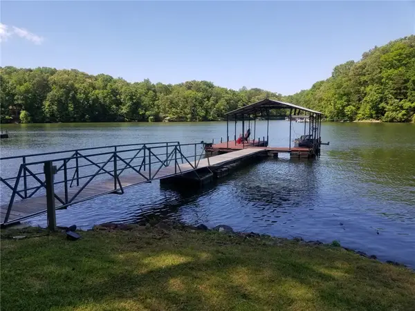 110 Snug Harbor Road, Seneca, SC 29678