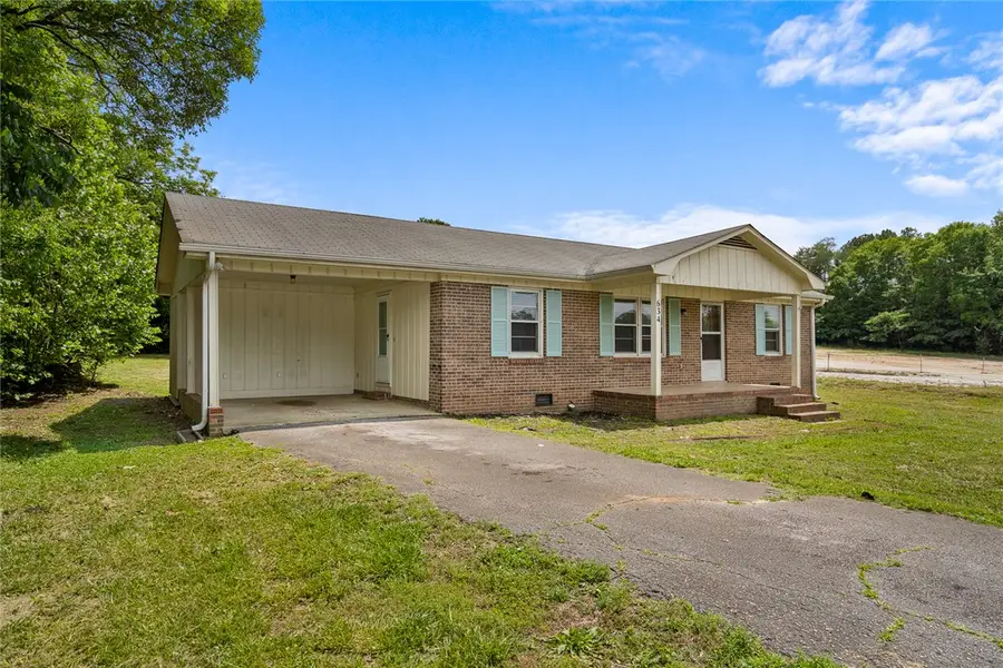 634 Wesleyan Drive, Central, SC 29630 - #3