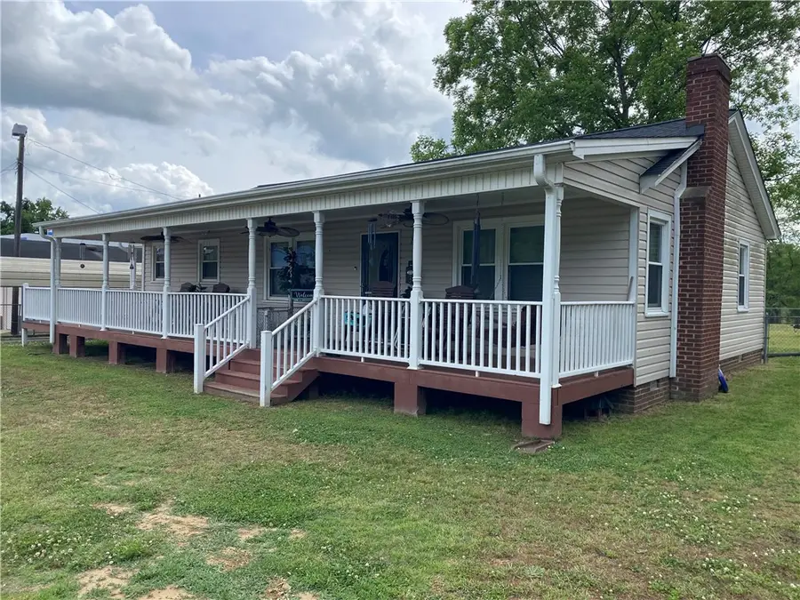 3 Heyward Avenue, Honea Path, SC 29654 - #2