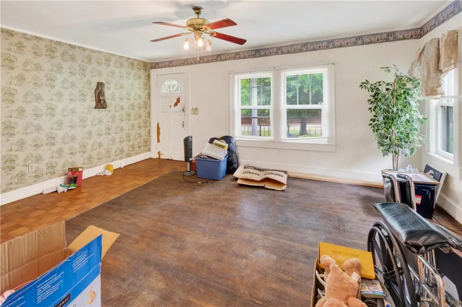 119 Kelly Street, Laurens, SC 29360 - #3