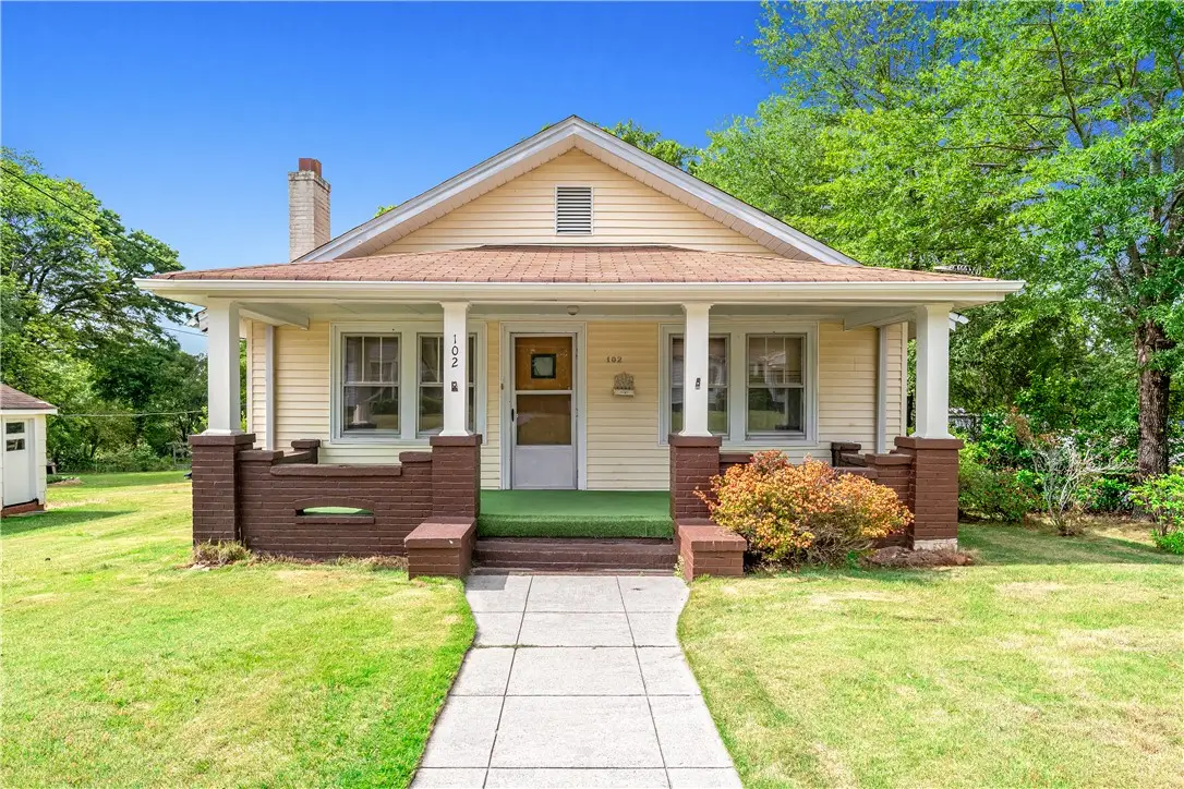102 Robinson Avenue, Easley, SC 29640 - #1