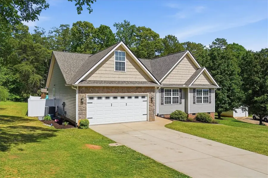 130 Saddlebrook Avenue, Pickens, SC 29671 - #2