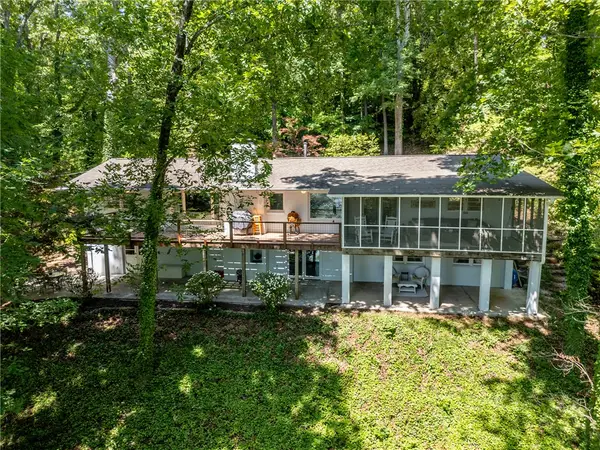1609 S Arlington Drive, Seneca, SC 29672