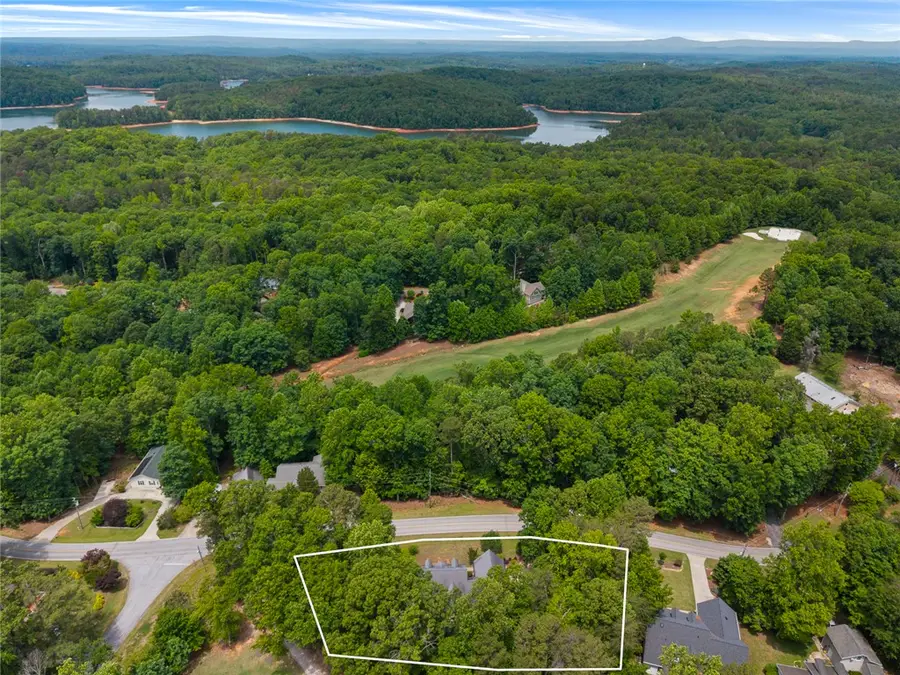 621 Chickasaw Drive, Westminster, SC 29693 - #2