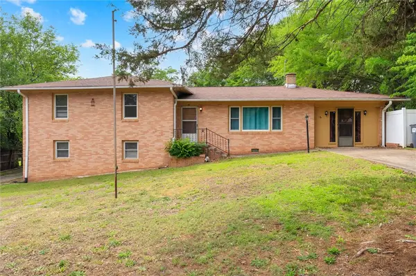 16 Tasha Drive, Pelzer, SC 29669