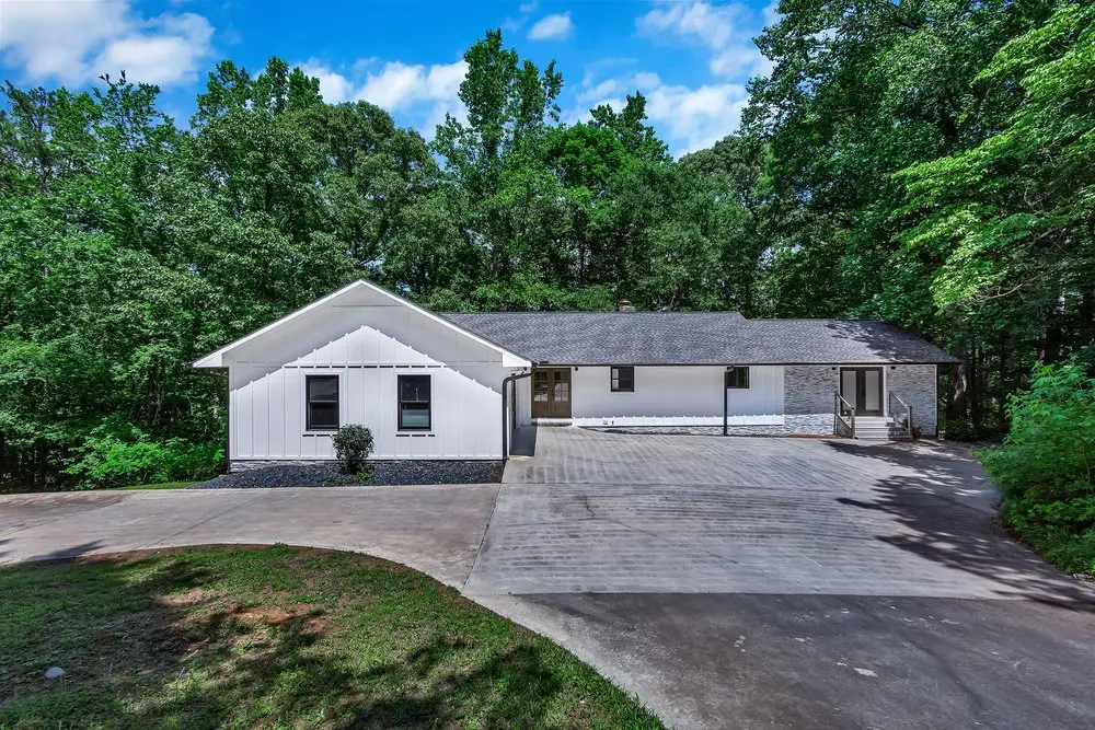 250 Harbor Heights Circle, Lavonia, GA 30553 - #1