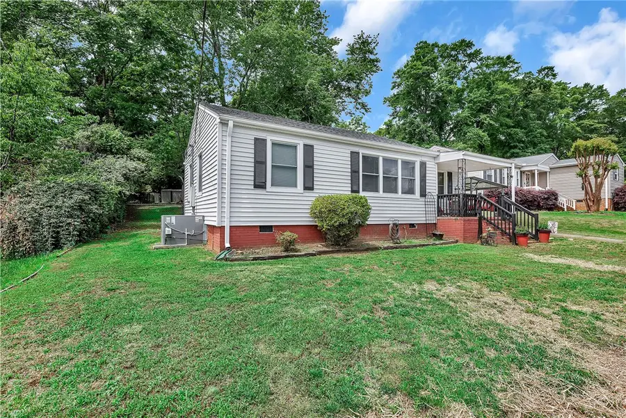301 Brockman Drive, Easley, SC 29640 - #2