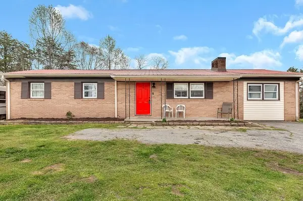 920 White Cut Road, Walhalla, SC 29691