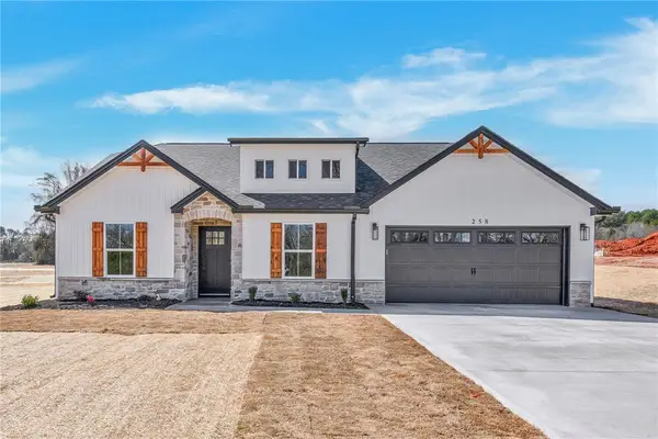1620 Old Dobbins Bridge Road, Townville, SC 29689