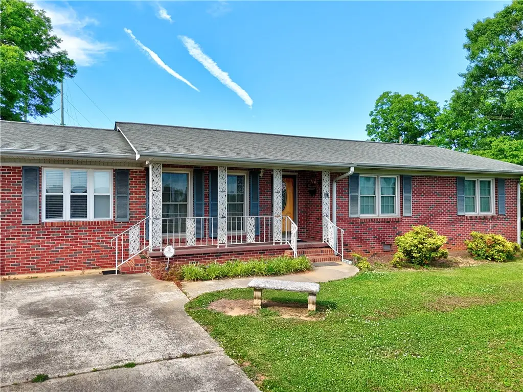 307 Calhoun Road, Belton, SC 29627 - #1