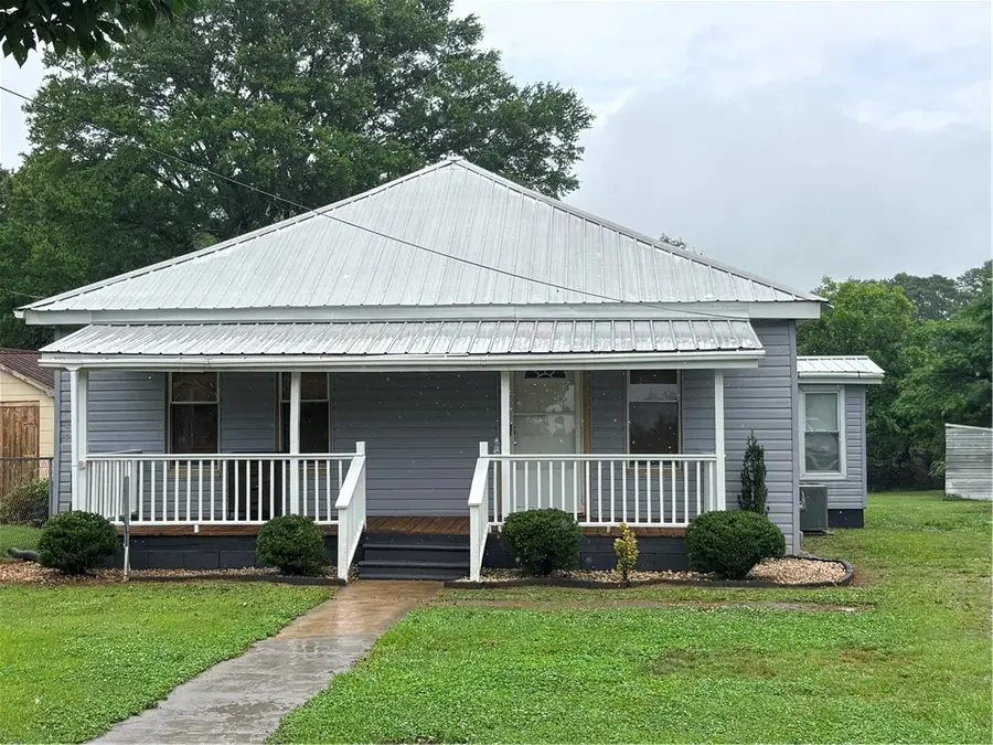 425 E Main Street, West Union, SC 29696 - #2