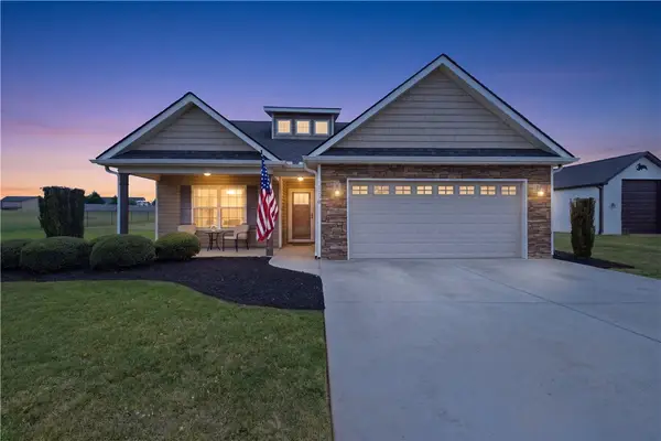 1018 Stoneham Circle, Anderson, SC 29626