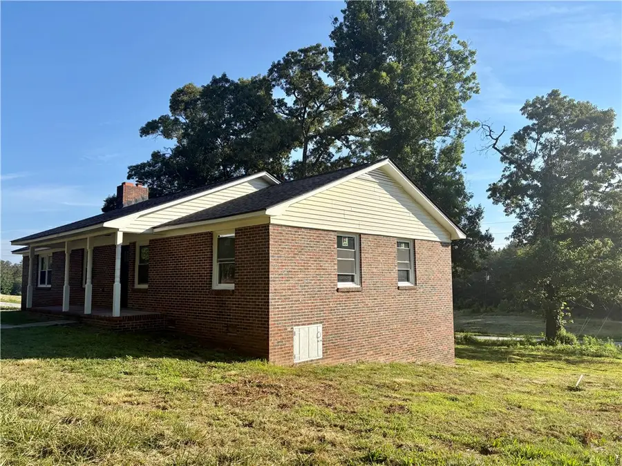 351 Randys Road, Westminster, SC 29693 - #3