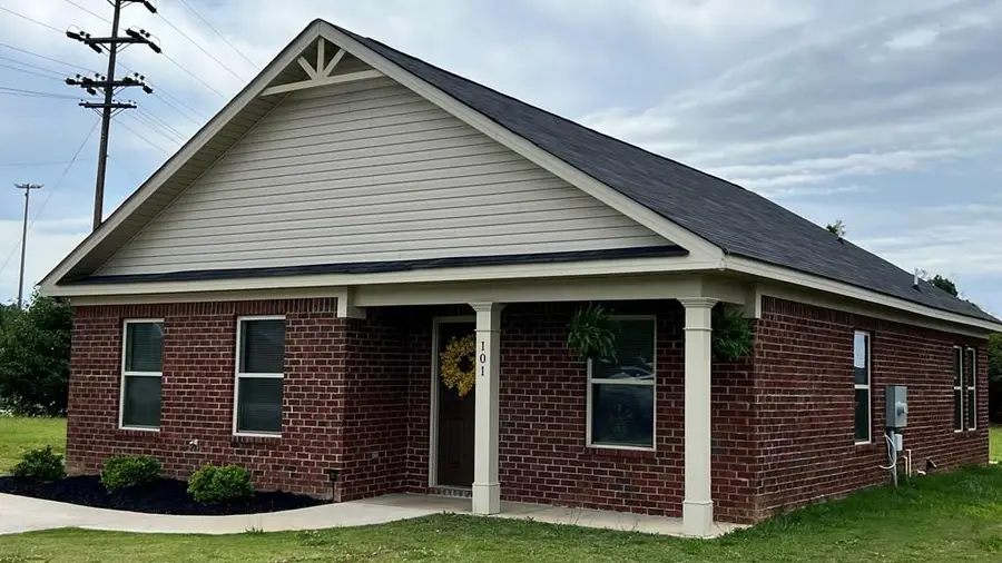 101 Cross Avenue, Ninety Six, SC 29666 - #3